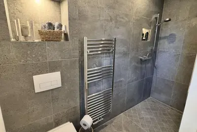 Image de Vacations at Chelly's - Completely renovated, climate-neutral granny apartment with terrace