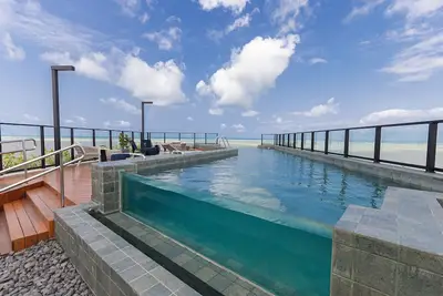 Image de Breeze Residence #111 Beachfront by Carpediem