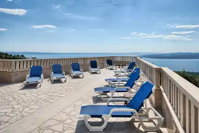 Image de 1 bedroom awesome apartment in Bast