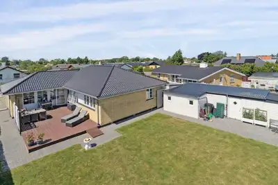 \"Eia\" - 1. 5km from the sea by Interhome