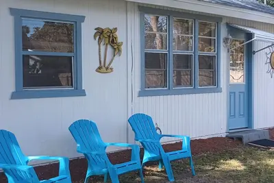 Image de Cozy 1-bedroom Cottage furnished with all utilities included