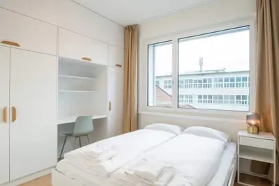 Image de Zh Red 5 - Letzigrund HITrental Apartment by Interhome