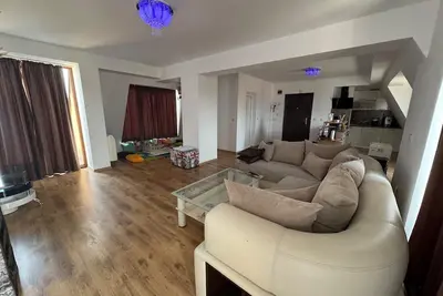 Image de Apartment Sleeps 6- Free Parking- Balcony