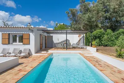 Image de Sunny Villa with Private Pool, Steps from Beach