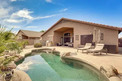 Image de Hot Tub & Wfh Ready! Golf Retreat in Maricopa