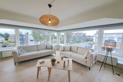 Image de Appartement lumineux de 3 chambres en bord de mer