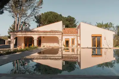 Image de Villa écologique avec piscine, entourée d'oliviers, à Ronda