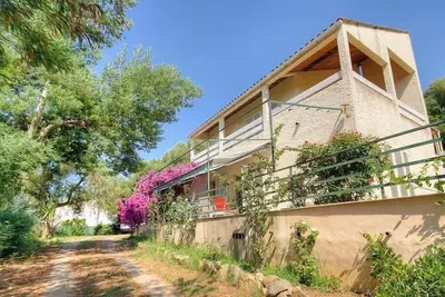 Image de Gîte Il Viale - Alata - Gîte