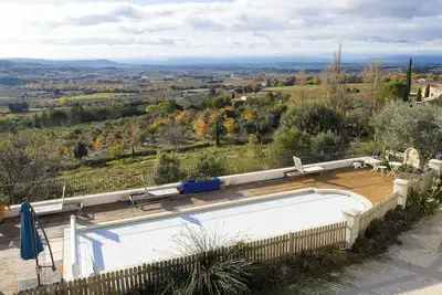 Image de Grande villa avec piscine et vue dégagée, coucher de soleil spectaculaire!