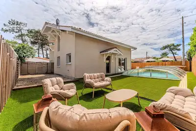 Image de Villa avec Piscine Biscarrosse 500m de la plage