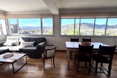 Image de Lodge Two with lake view. An intimate refuge.