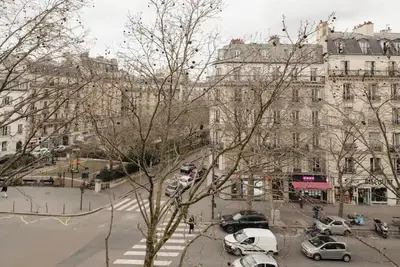 Image de Paris Arc de Triomphe Elegant Two-Bedroom Residence