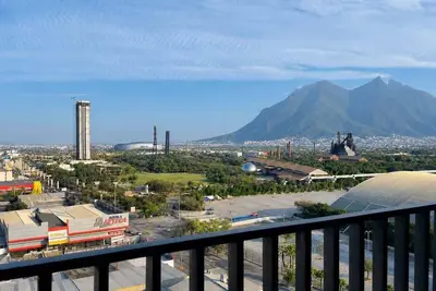 Image de Fundidora Loft w/Parking & Ac, Near Arena