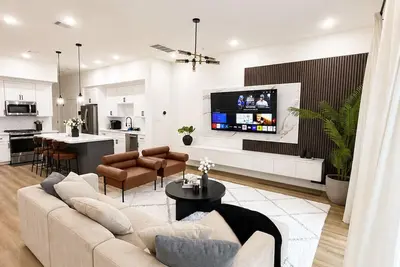 Image de Upscale & Modern 3bd/3ba - Nrg, Toyota Center, Fifa, Med Center & Downtown