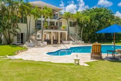 Image de Aliseo at Sandy Lane Estate by Young Estates