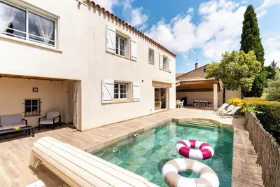 Image de Villa 12 pers. avec piscine privée à Béziers