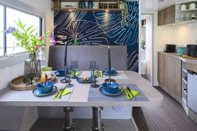 Image de Olav cozy houseboat close to the beach and restaurants by Weltevreden Experience