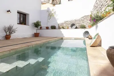 Image de Maison rustique avec piscine à Nigüelas