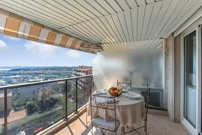 Image de 2 Bedrooms Apt - Sea View & Swimming Pool, Nice, France