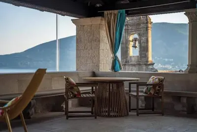 Image de Historic Bay View Retreat with Terrace & Private Parking