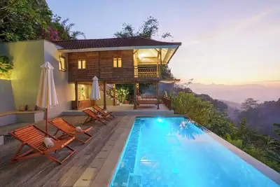 Image de Ocean-Mountain View Villa - Waterfalls Munduk Lux
