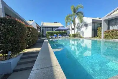 Image de Villa 1 - Holiday Villa with Pool, 1 minute from Fisherman's Village