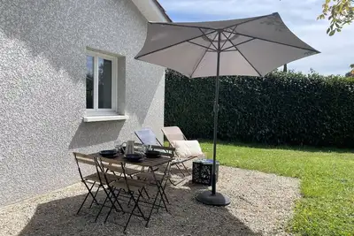 Image de Maison cosy classée 3 étoiles avec jardin privé et terrasse au calme