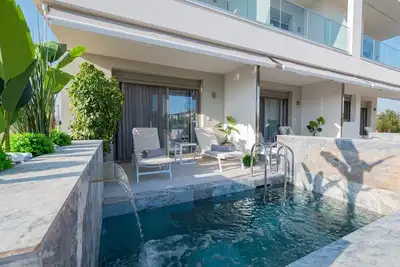 Image de Aria Prive Pool Villa Νο3 by RentalsPro - Portaria Beach