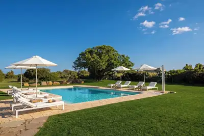Image de ClickSardegna Villa Ulivo avec piscine et grand jardin