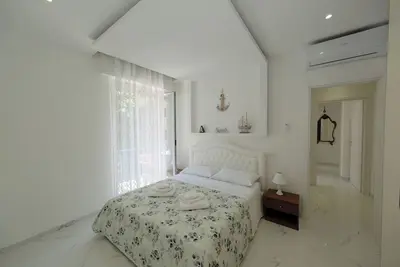 Image de Real modern Rapallo Retreat, Your Comfort Is Our Priority. . .