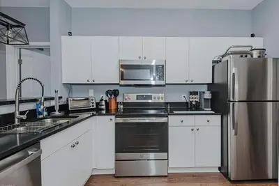 Image de Stay Minutes from Elon University in a Spacious 3br Condo