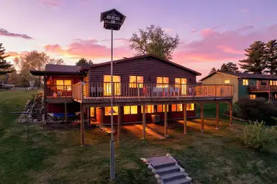 Image de New Brainerd Lakefront listing: 5br+3Bath+Dock+Kayaks+Games+Lake, River Fishing