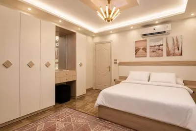 Image de Spacious 3-bedroom apartment in beautiful Giza Governorate with Ac