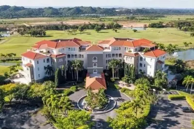 Image de A luxurious 3-bed, 3. 5-bath residence inside the Ritz-Carlton Reserve in Dorado