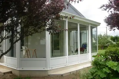 Image de Maison de vacances à 200 m de la plage de Damgan - Jardin et véranda