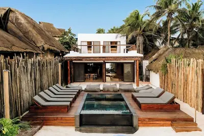 Image de Beach Home • Chef • Butler • Pool w/ Ocean View