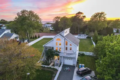 Image de That South Point Joint - Assateague/Golf/Boat Ramp