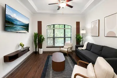 Image de 2br Modern Downtown Tulsa Stay Near Bok Center