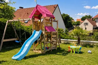 Image de Villa familiale - Piscine & jeux - Paris 20 mins