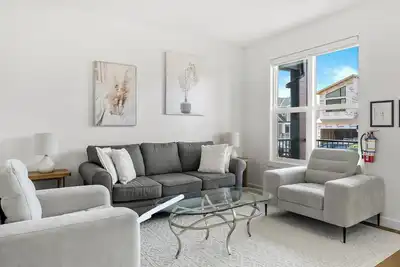 Image de Modern 3bdr with Ac. Mins from South Health Campus and Ymca. 1. 5 hrs Banff
