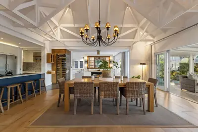 Image de Island Retreat - Luxury Getaway - Thesen Knysna