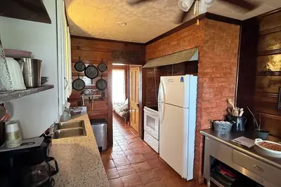Image de Relaxing fishing lodge in Austwell, Texas that sleeps 8