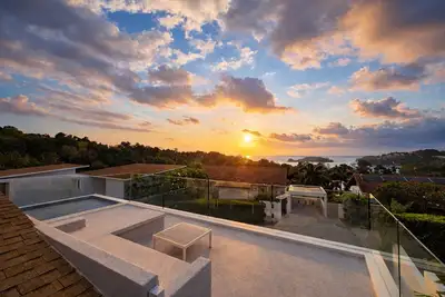 Image de 3br Pool Villa with Rooftop Sea Views Near the Beach