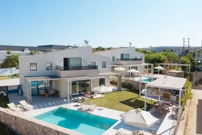 Image de Twin Villas W/2 Heated Pools, 5 min Walk To Beach