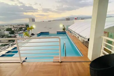 Image de Rooftop Bliss Kingston