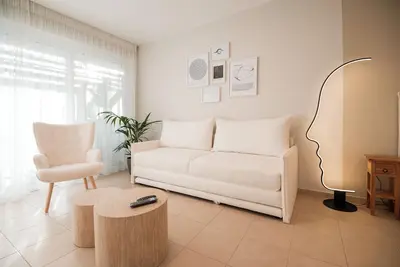 Image de Atom – Minimal Luxury Stay in Rethymno with Parking & Self Check-in