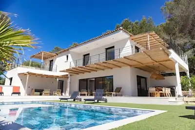 Image de Villa de luxe face à la mer, La Croix Valmer, Golfe de Saint Tropez
