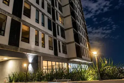 Image de Modern Monterrey Apt w/Gym & Private Balcony