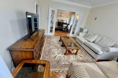 Image de Spacious 3br /7 Guests/ Parking/Near Nyc & Stadium