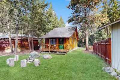 Image de Charming cabin in Big Fork, pet friendly, firepit, 5 min to Lake, fly-fishing